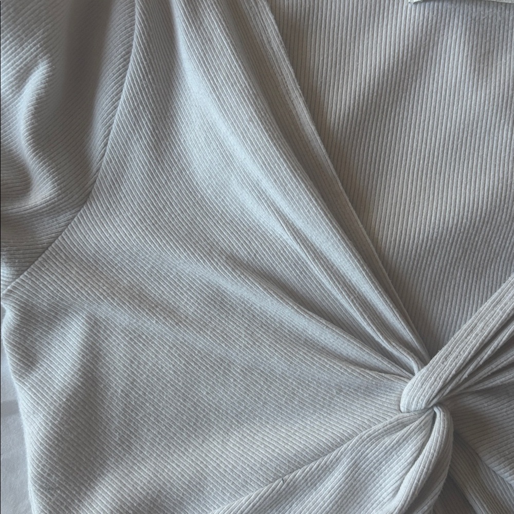 Abercrombie Twist Front Long Sleeve, cream - Picture 7 of 7